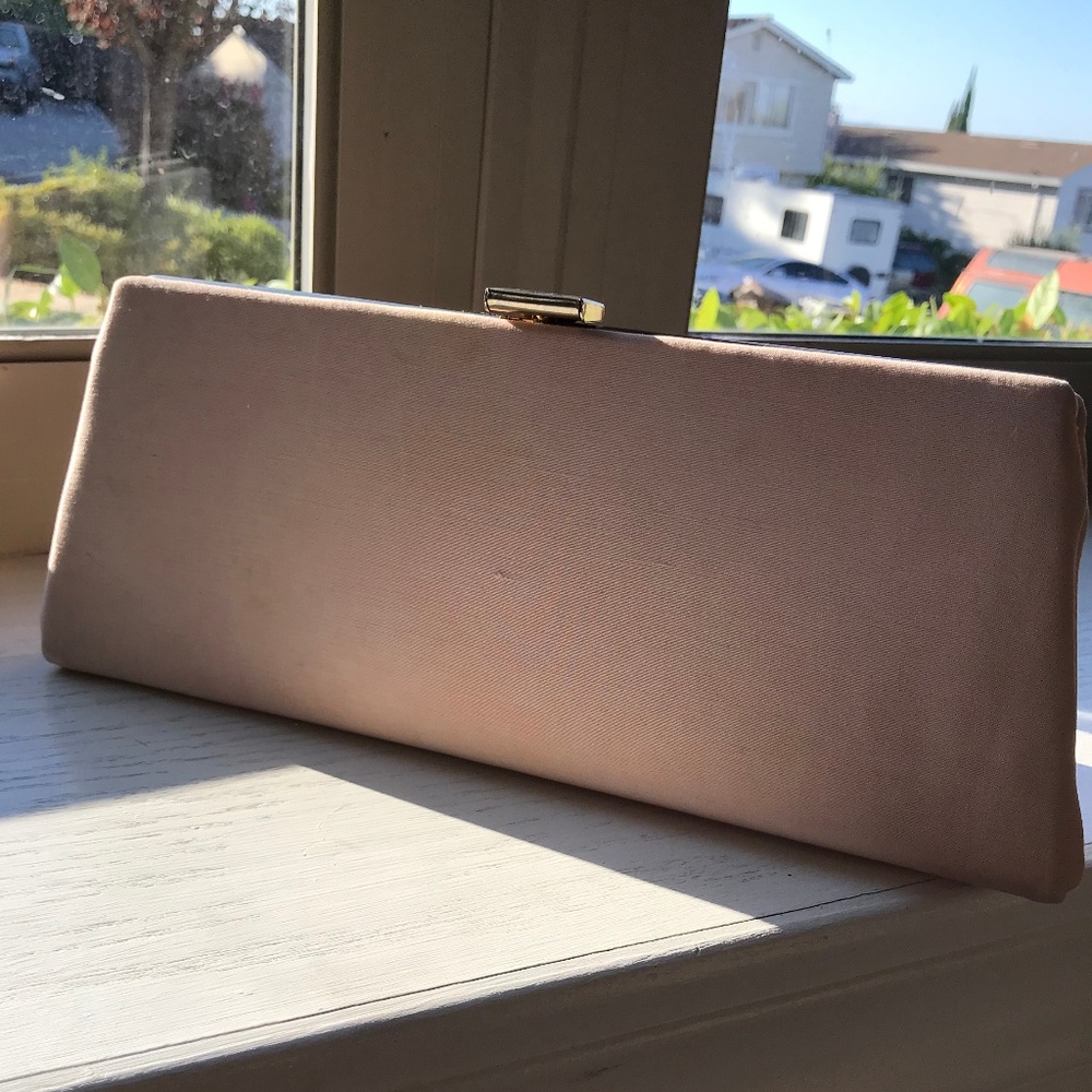 👛 Vintage Pink Clutch